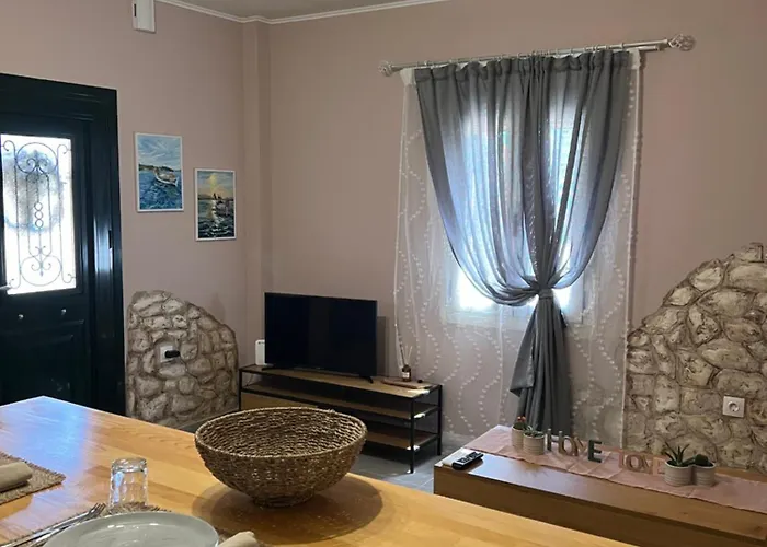 Spitaki Alepou